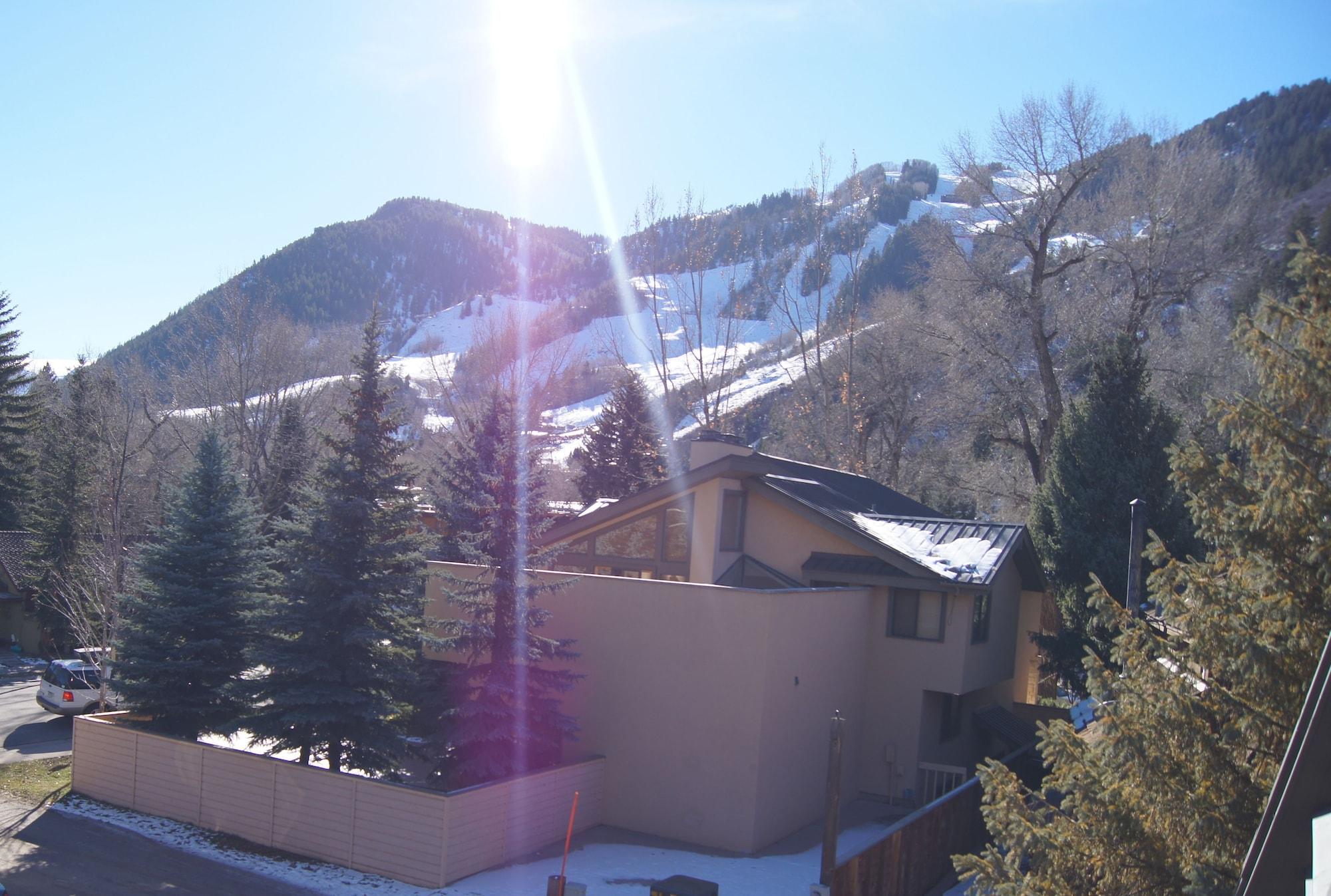 Mountain 3*